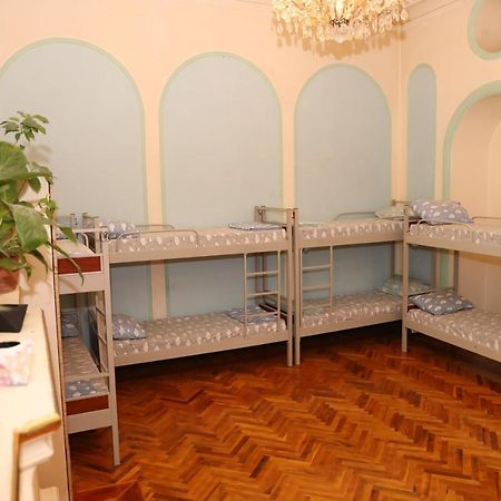 Flora Hostel Баку Екстериор снимка