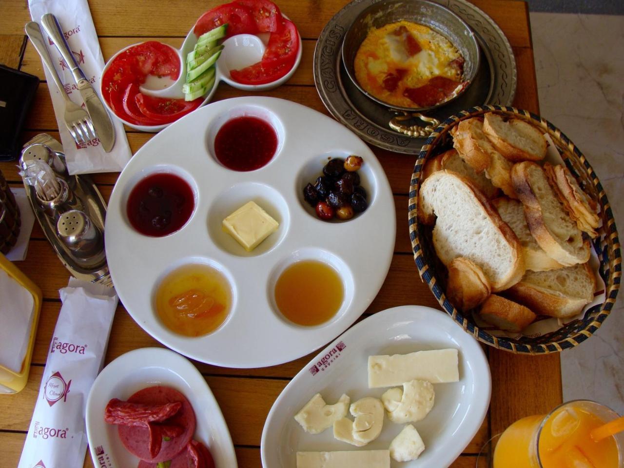 Flora Hostel Баку Екстериор снимка