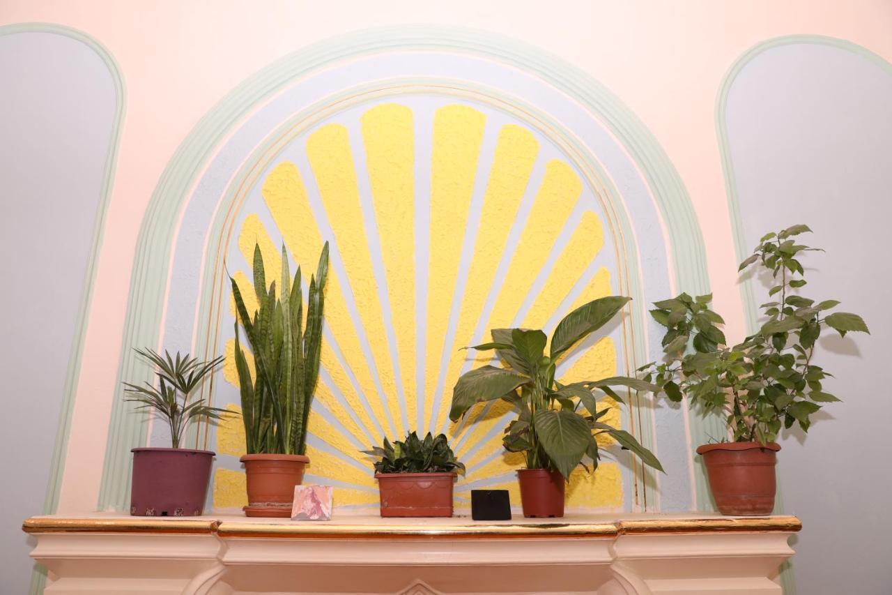 Flora Hostel Баку Екстериор снимка